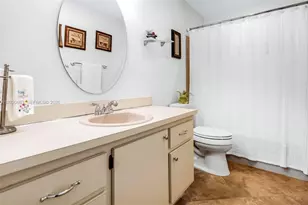 828 NW 79th Terrace, Plantation, FL 33324 - Photo 21