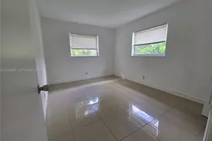 1125 NE 16th Pl, Fort Lauderdale, FL 33305 - Photo 17
