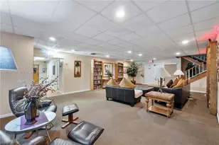 430 Commodore Dr, Plantation, FL 33325 - Photo 43
