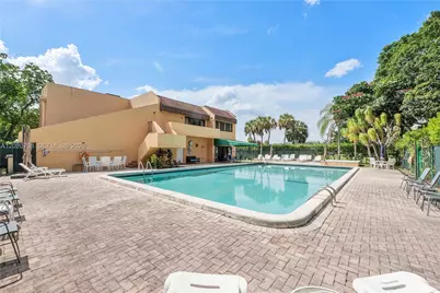 430 Commodore Dr #213, Plantation, FL 33325 - Photo 39