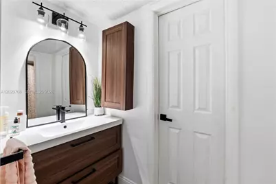430 Commodore Dr #213, Plantation, FL 33325 - Photo 21