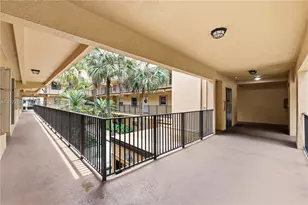 430 Commodore Dr, Plantation, FL 33325 - Photo 5