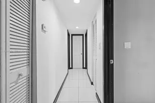 15430 SW 82nd Ln, Miami, FL 33193 - Photo 11