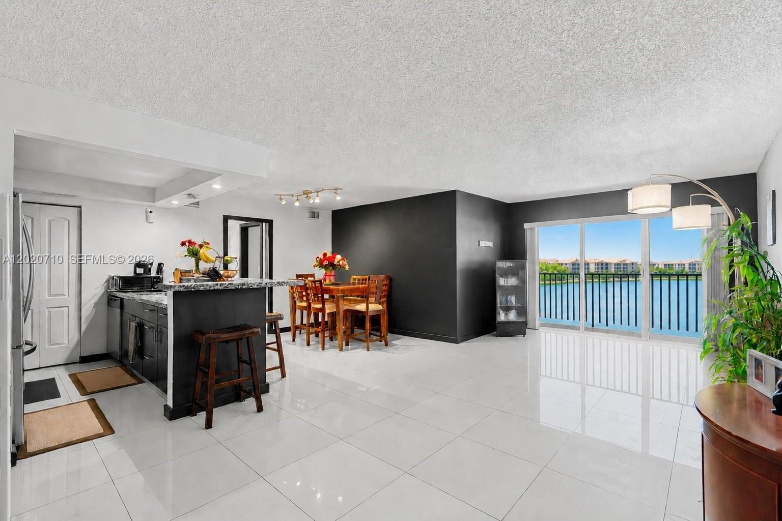 15430 SW 82nd Ln #622 - 15430 SW 82nd Ln #622, Miami, FL 33193 Luxury Property | Jose Angel Pina