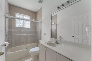 11318 NW 44th Terrace, Doral, FL 33178 - Photo 15