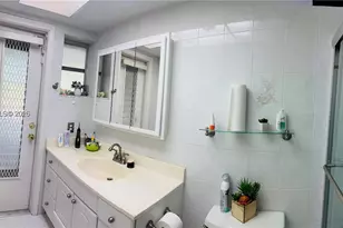 1230 NW 74th Ave, Plantation, FL 33313 - Photo 15