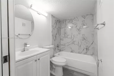 2094 Arbour Walk Cir #3018, Naples, FL 34109 - Photo 9
