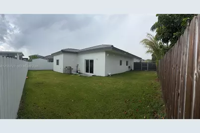 11602 SW 240th St, Homestead, FL 33032 - Photo 13