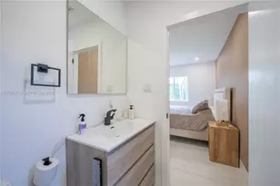 545 NW 47th St, Miami, FL 33127 - Photo 13