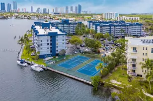 16558 NE 26th Ave, North Miami Beach, FL 33160 - Photo 45