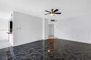16558 NE 26th Ave, North Miami Beach, FL 33160 - Photo 17