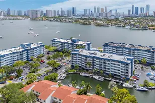 16558 NE 26th Ave, North Miami Beach, FL 33160 - Photo 43