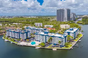 16558 NE 26th Ave, North Miami Beach, FL 33160 - Photo 49