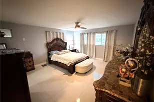 661 SW 67th Ave, Pembroke Pines, FL 33023 - Photo 27