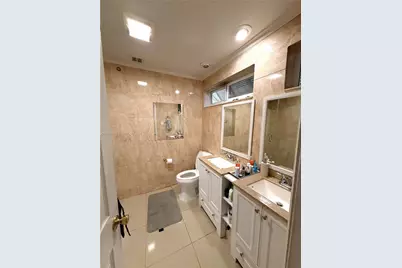661 SW 67th Ave, Pembroke Pines, FL 33023 - Photo 21