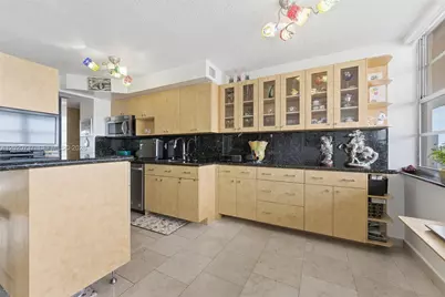251 174th St #2302, Sunny Isles Beach, FL 33160 - Photo 5