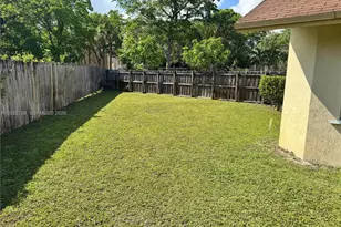 2330 SW 80th Terrace, Miramar, FL 33025 - Photo 15