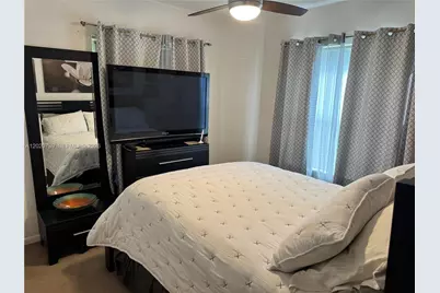 2330 SW 80th Ter, Miramar, FL 33025 - Photo 9