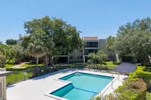 200 Lakeview Dr, Weston, FL 33326 - Photo 33