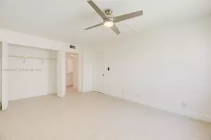 200 Lakeview Dr, Weston, FL 33326 - Photo 25