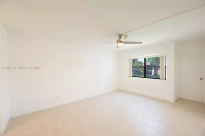 200 Lakeview Dr #211, Weston, FL 33326 - Photo 19