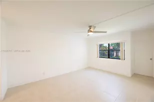 200 Lakeview Dr, Weston, FL 33326 - Photo 19