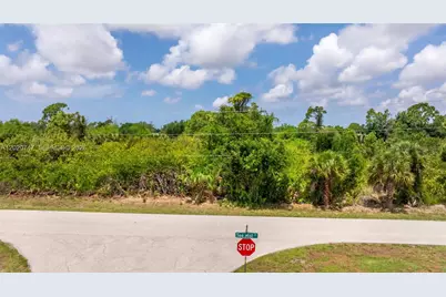 7061 W Sea Mist Drive, Port Charlotte, FL 33981 - Photo 5