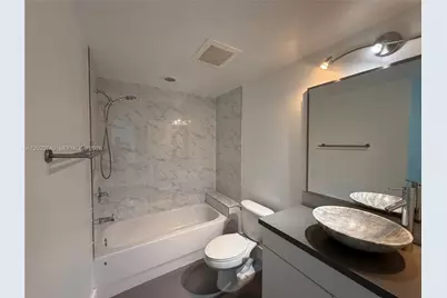 92 SW 3rd St #1804, Miami, FL 33130 - Photo 23