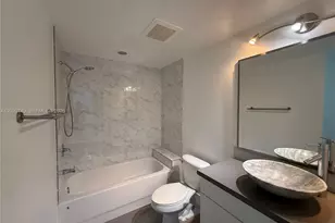 92 SW 3rd St, Miami, FL 33130 - Photo 23