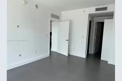 92 SW 3rd St #1804, Miami, FL 33130 - Photo 15