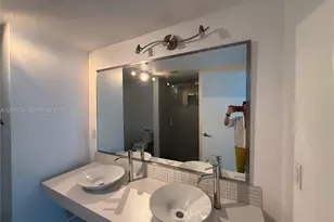 92 SW 3rd St, Miami, FL 33130 - Photo 17