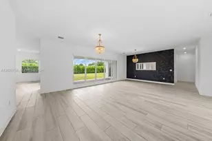 2031 Meadows Dr, Davie, FL 33324 - Photo 5