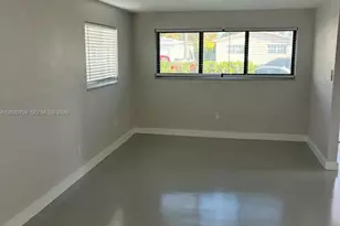 490 NE 170th St, North Miami Beach, FL 33162 - Photo 3