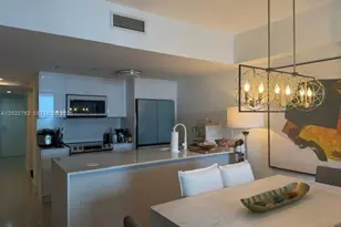 185 SW 7th St, Miami, FL 33130 - Photo 3