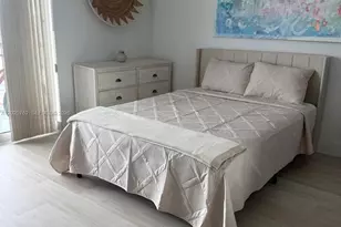 185 SW 7th St, Miami, FL 33130 - Photo 9