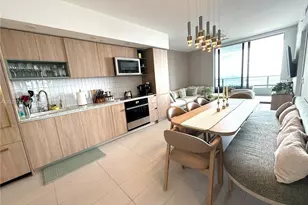 159 NE 6th St, Miami, FL 33132 - Photo 3