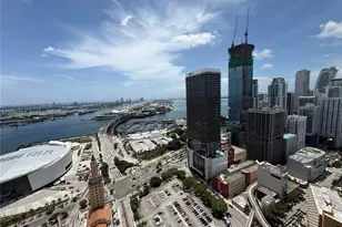 159 NE 6th St, Miami, FL 33132 - Photo 3