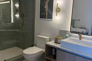 159 NE 6th St, Miami, FL 33132 - Photo 21