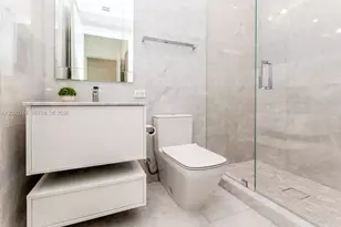 18501 E Collins, Sunny Isles Beach, FL 33160 - Photo 13