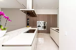 18501 E Collins, Sunny Isles Beach, FL 33160 - Photo 19