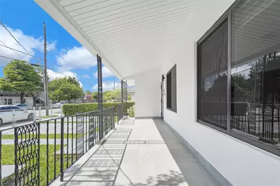 1918 NW 19th Ave, Miami, FL 33125 - Photo 5