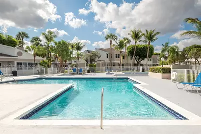 6720 NW 174th Ter #F-18, Hialeah, FL 33015 - Photo 31