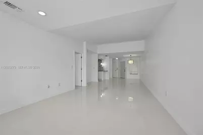 6720 NW 174th Ter #F-18, Hialeah, FL 33015 - Photo 9