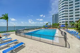 801 Brickell Bay Dr, Miami, FL 33131 - Photo 17