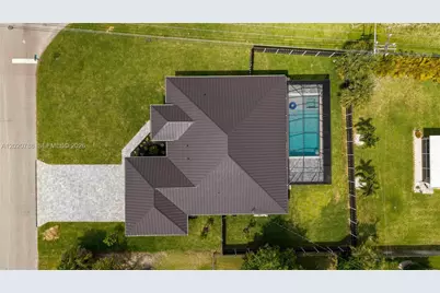 741 SW 7th Ter, Other City - In The State Of Florida, FL 33991 - Photo 7