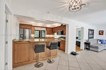 480 SW 55th Ave, Plantation, FL 33317 - Photo 13