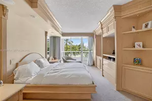 21205 Yacht Club Dr, Aventura, FL 33180 - Photo 23