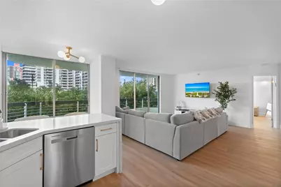 19101 NE 36th Ct #402, Aventura, FL 33180 - Photo 7