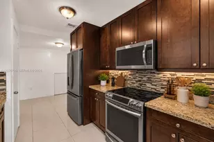 1010 NE 204th Terrace, Miami, FL 33179 - Photo 33