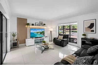1010 NE 204th Ter, Miami, FL 33179 - Photo 23